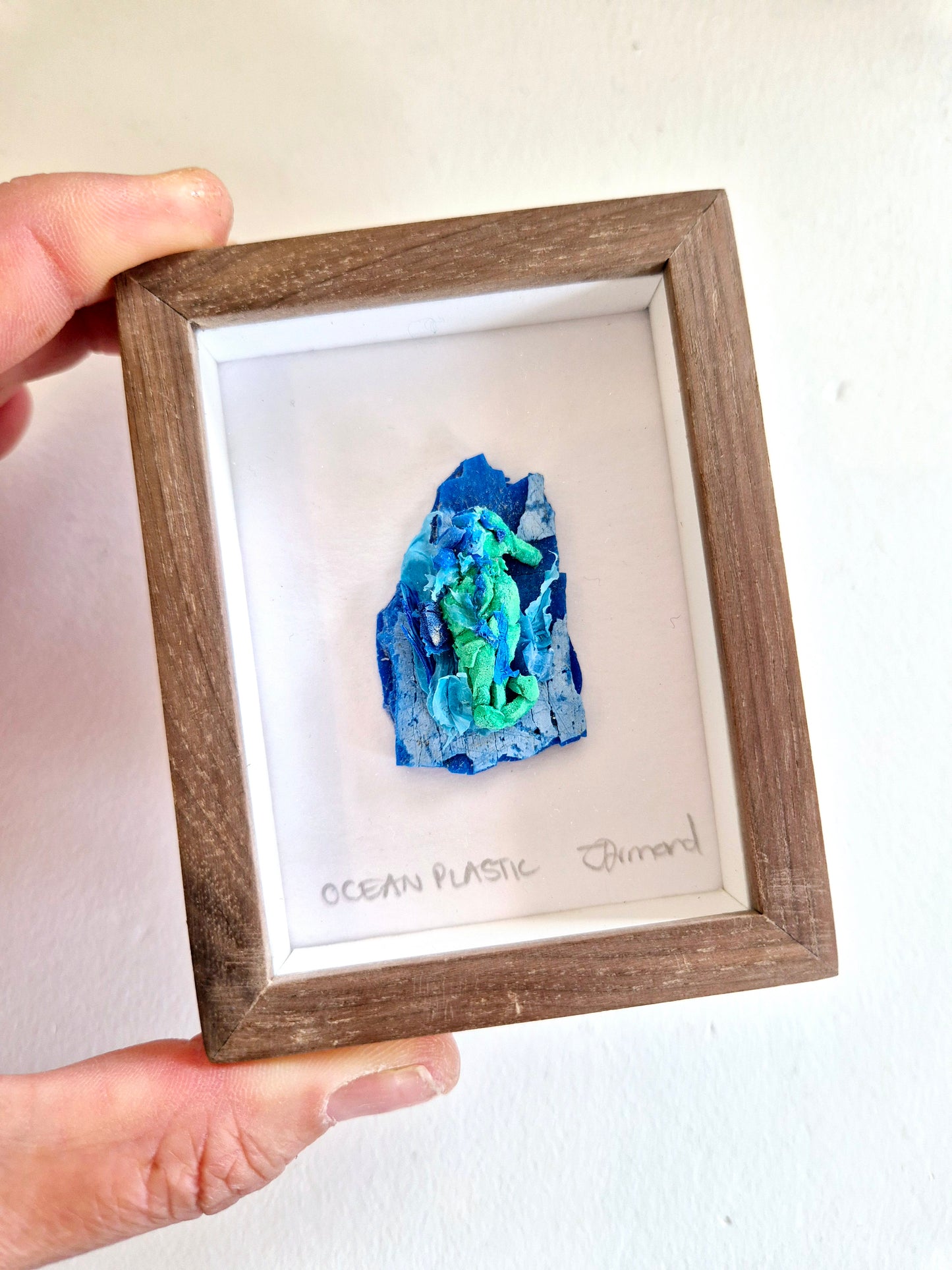 Ocean Fragment No.017 - seahorse - Framed wall art