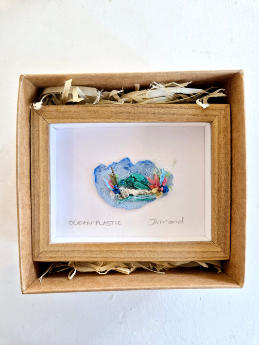 Ocean Fragment No.027 - Turtle - Framed wall art